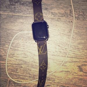 42mm Louis Vuitton Apple Watch Band
